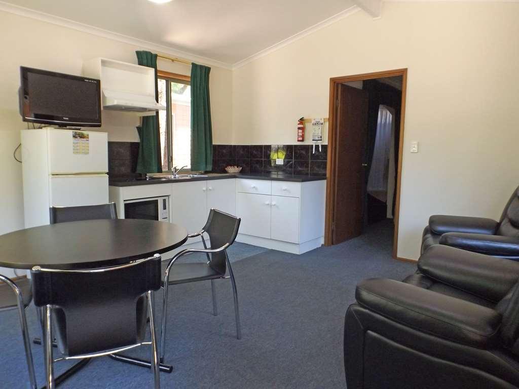 Adelaide Caravan Park - Aspen Holiday Parks Restoran foto