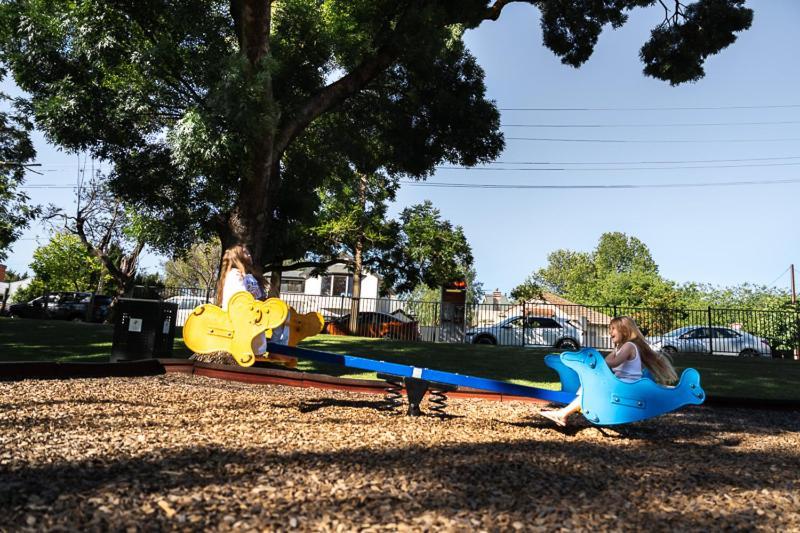 Adelaide Caravan Park - Aspen Holiday Parks Bagian luar foto