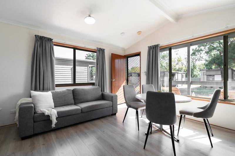 Adelaide Caravan Park - Aspen Holiday Parks Bagian luar foto