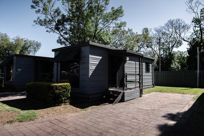 Adelaide Caravan Park - Aspen Holiday Parks Ruang foto