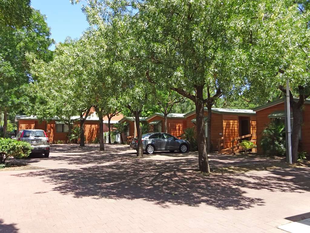 Adelaide Caravan Park - Aspen Holiday Parks Bagian luar foto