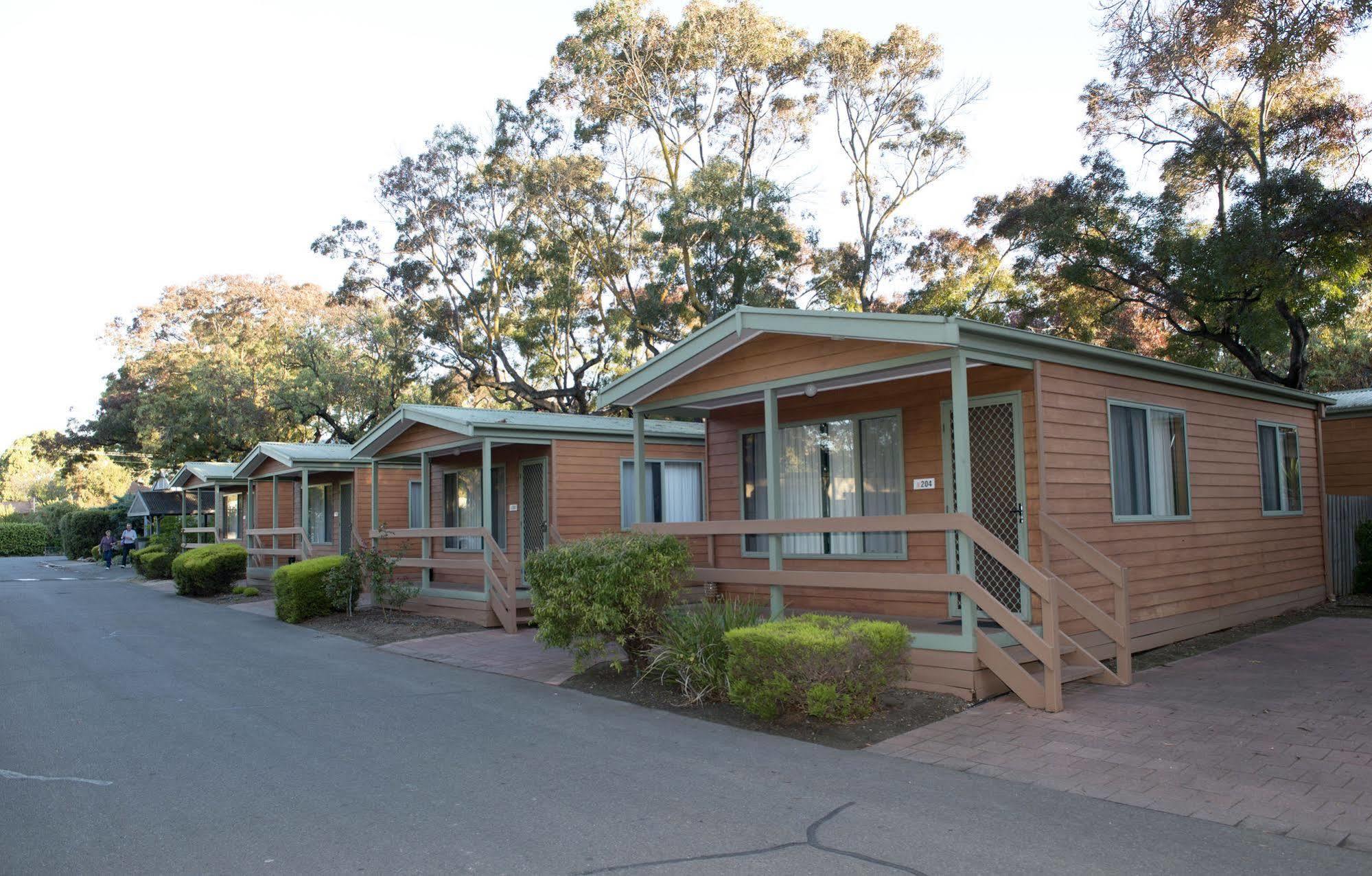 Adelaide Caravan Park - Aspen Holiday Parks Bagian luar foto